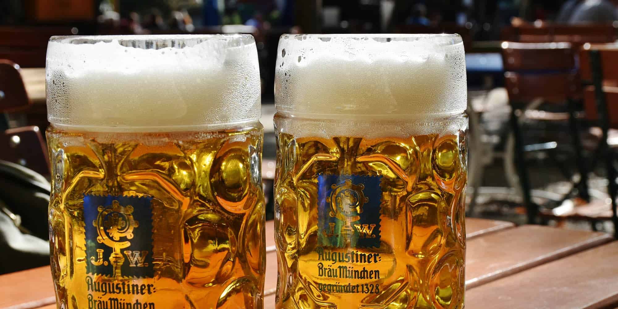 Biergarten auf dem Viktualienmarkt - Viktualienmarkt